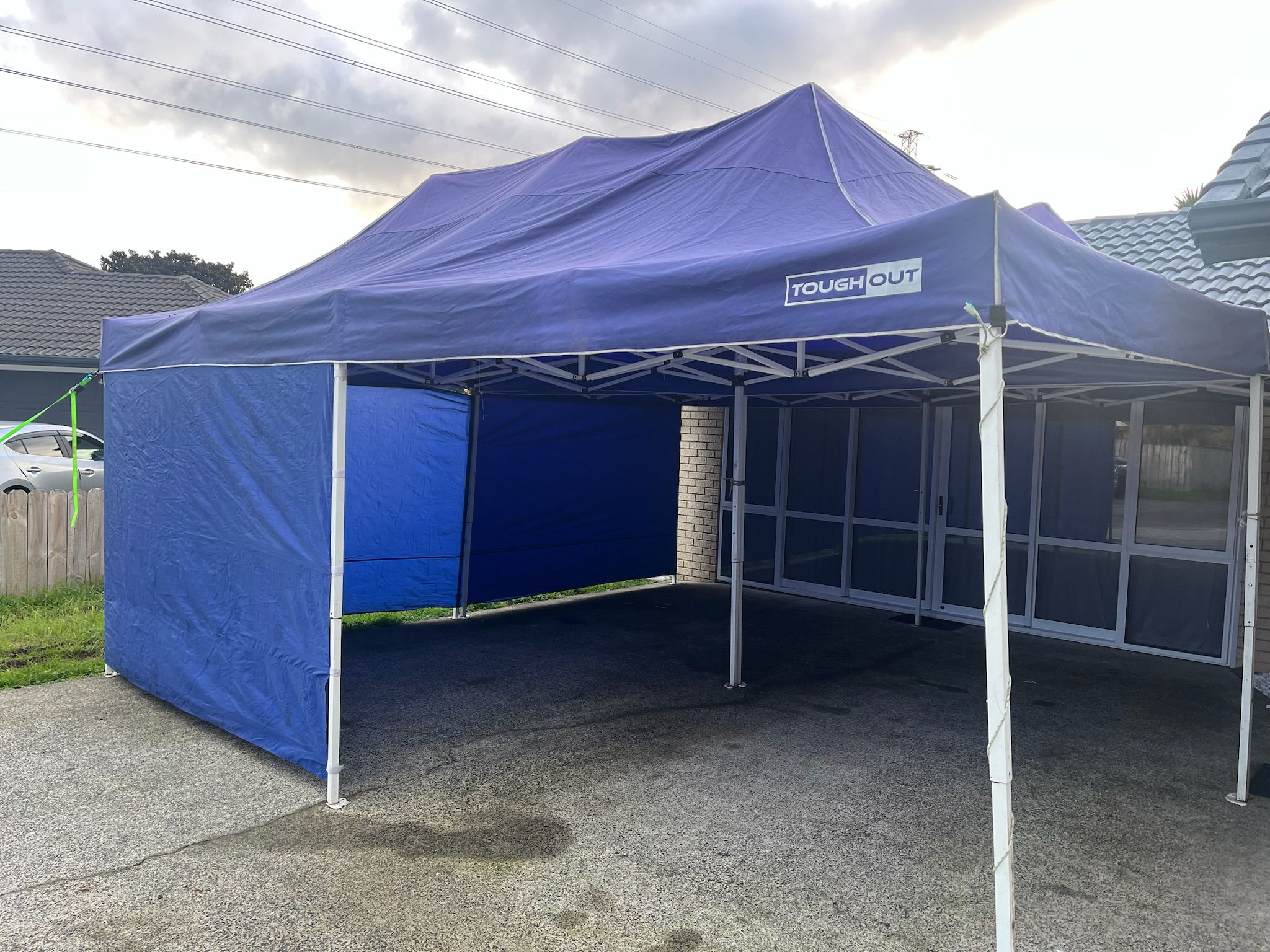 Delivery and packdown